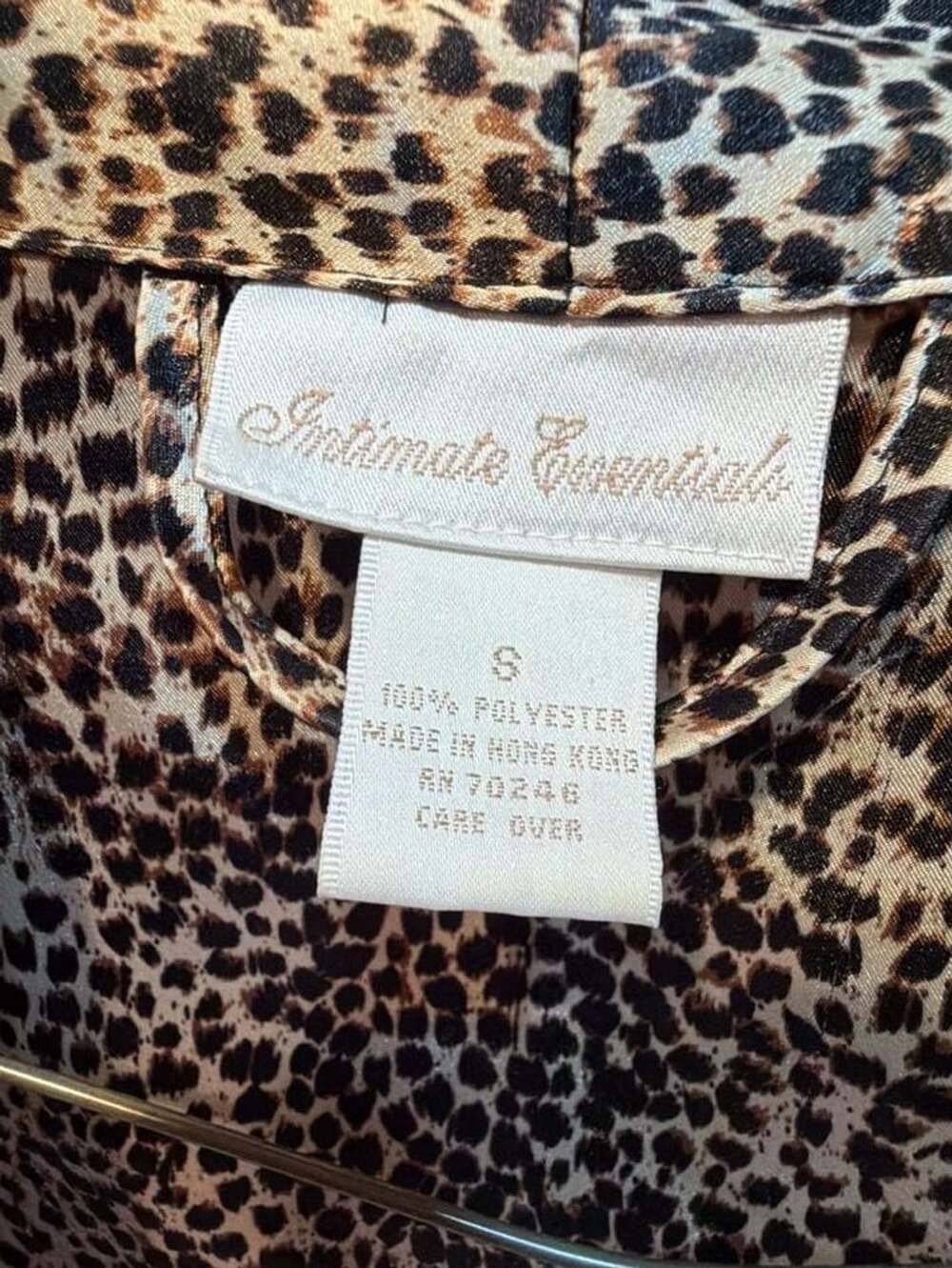 Intimate Essentials Robe Size S Leopard Print Satin - Picture 3 of 3